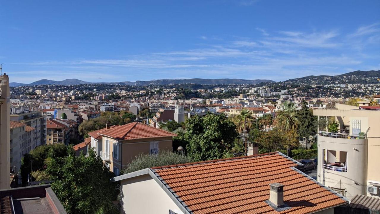 Villa Lina Zoï, une âme moderne dans une villa niçoise typique Nice Exterior foto